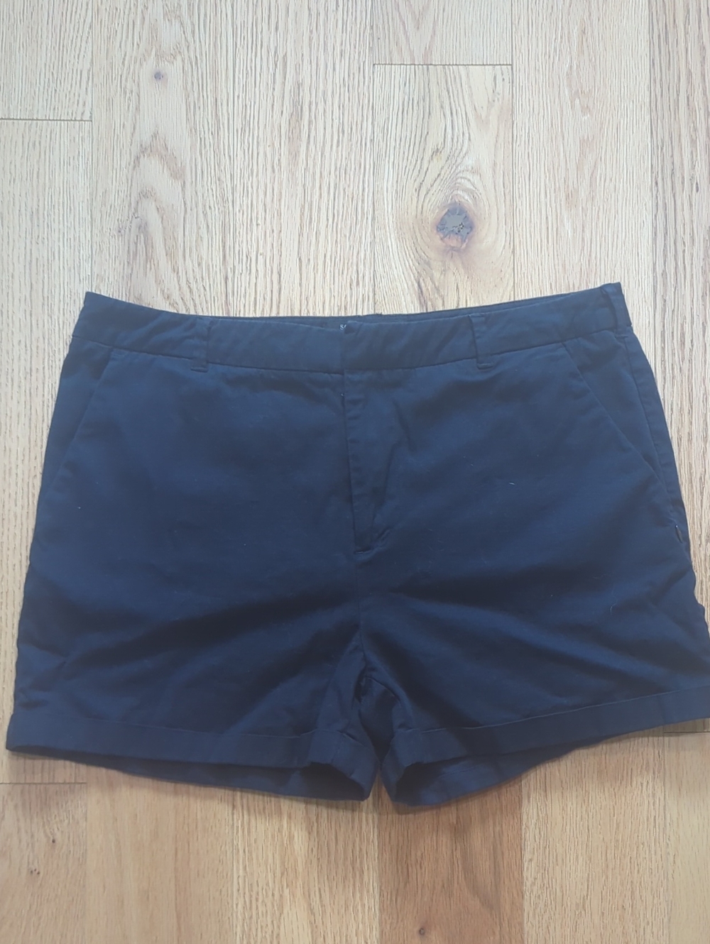 Scotch & Soda. Navy Tailored Chino Shorts. Size 31.